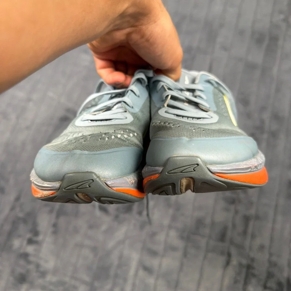Altra Paradigm 5 Womens Gray Orange Running Shoes AL0A4VQY007 Size 7.5